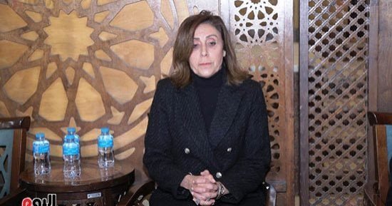 شخصيات عامة بجنازة والدة وزيرة الثقافة بمسجد الشرطة فى الشيخ زايد