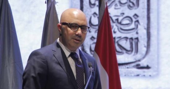 هيئة الكتاب تنعى والدة وزيرة الثقافة نيفين الكيلانى هيئة الكتاب تنعى والدة وزيرة الثقافة نيفين الكيلانى