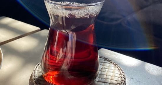 الشاى فى يومه العالمى.. هل سمعت عن مذهب “الشائية” فى اليابان؟