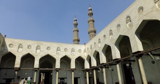 جامع الصالح طلائع فى باب زويلة.. آخر ما ترك الفاطميون من مساجد جامع الصالح طلائع فى باب زويلة.. آخر ما ترك الفاطميون من مساجد