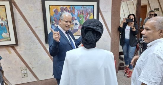 معرض “عاشق الجنوب” بمعهد النقد الفني.. نقطة تلاق بين الفن والحركة النقدية معرض “عاشق الجنوب” بمعهد النقد الفني.. نقطة تلاق بين الفن والحركة النقدية