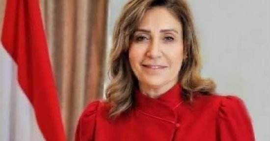 وزيرة الثقافة تعتمد برنامج احتفالات الوزارة فى ذكرى 30 يونيو وزيرة الثقافة تعتمد برنامج احتفالات الوزارة فى ذكرى 30 يونيو