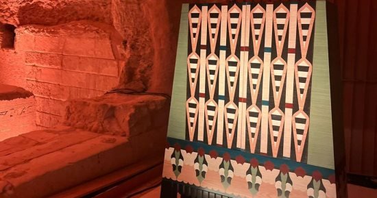 منطقة آثار سقارة تستضيف معرضا فنيا بعنوان أصداء الفخامة وعجائب الماضى منطقة آثار سقارة تستضيف معرضا فنيا بعنوان أصداء الفخامة وعجائب الماضى