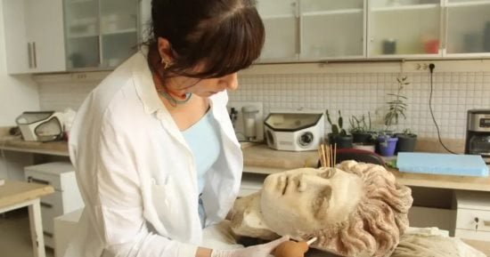 اكتشاف تماثيل “سكيلا” المطلية من القرن الثاني قبل الميلاد في تركيا