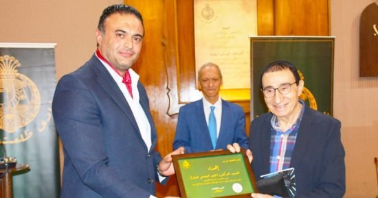 عبد المنعم عمارة يطرح فكرة الاستثمار بالأندية الشعبية من نادي طلعت حرب