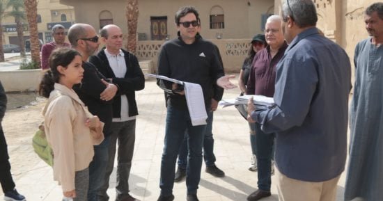 وزير الثقافة يتفقد قرية القرنة الجديدة ويوجه بتكثيف الأنشطة الثقافية