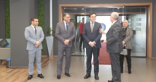 وزير الثقافة يلتقى أعضاء دورة التمثيل الدبلوماسى العسكرى المصرى وزير الثقافة يلتقى أعضاء دورة التمثيل الدبلوماسى العسكرى المصرى