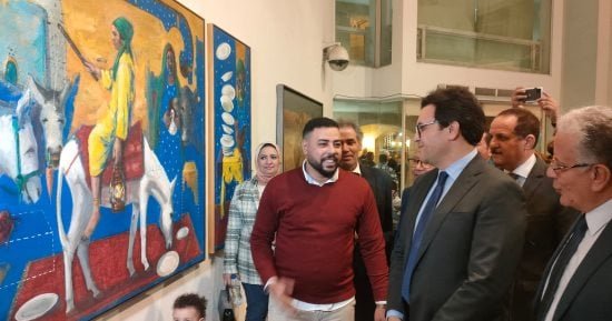 وزير الثقافة يفتتح الدورة الـ35 لصالون الشباب ويعلن الفائزين وزير الثقافة يفتتح الدورة الـ35 لصالون الشباب ويعلن الفائزين