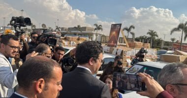 وزير الثقافة يشهد انطلاق مبادرة مليون كتاب للوزارات بمعرض الكتاب