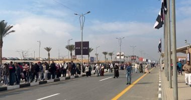 بدء توافد الجمهور على معرض القاهرة الدولى للكتاب فى يومه الخامس بدء توافد الجمهور على معرض القاهرة الدولى للكتاب فى يومه الخامس
