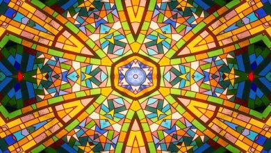 نظرية التماثل التي يبلغ عمرها 100 عام لا تزال تغير الفيزياء اليوم