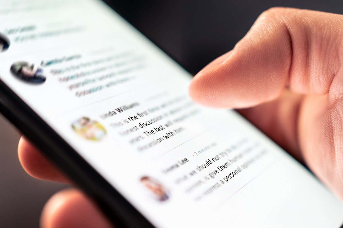 يمكن لدردشة إخفاء الرسائل السرية في محادثات طبيعية على ما يبدو يمكن لدردشة إخفاء الرسائل السرية في محادثات طبيعية على ما يبدو